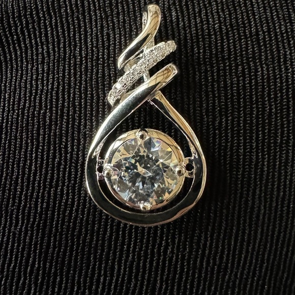 Silver Crystal Elegant Swirl Pendant with Clear Gemstone - Picture 2 of 4
